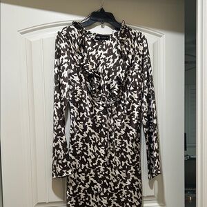 Zara Black and White Long Sleeve Dress